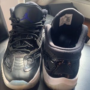 Retro space jams for sale 100$